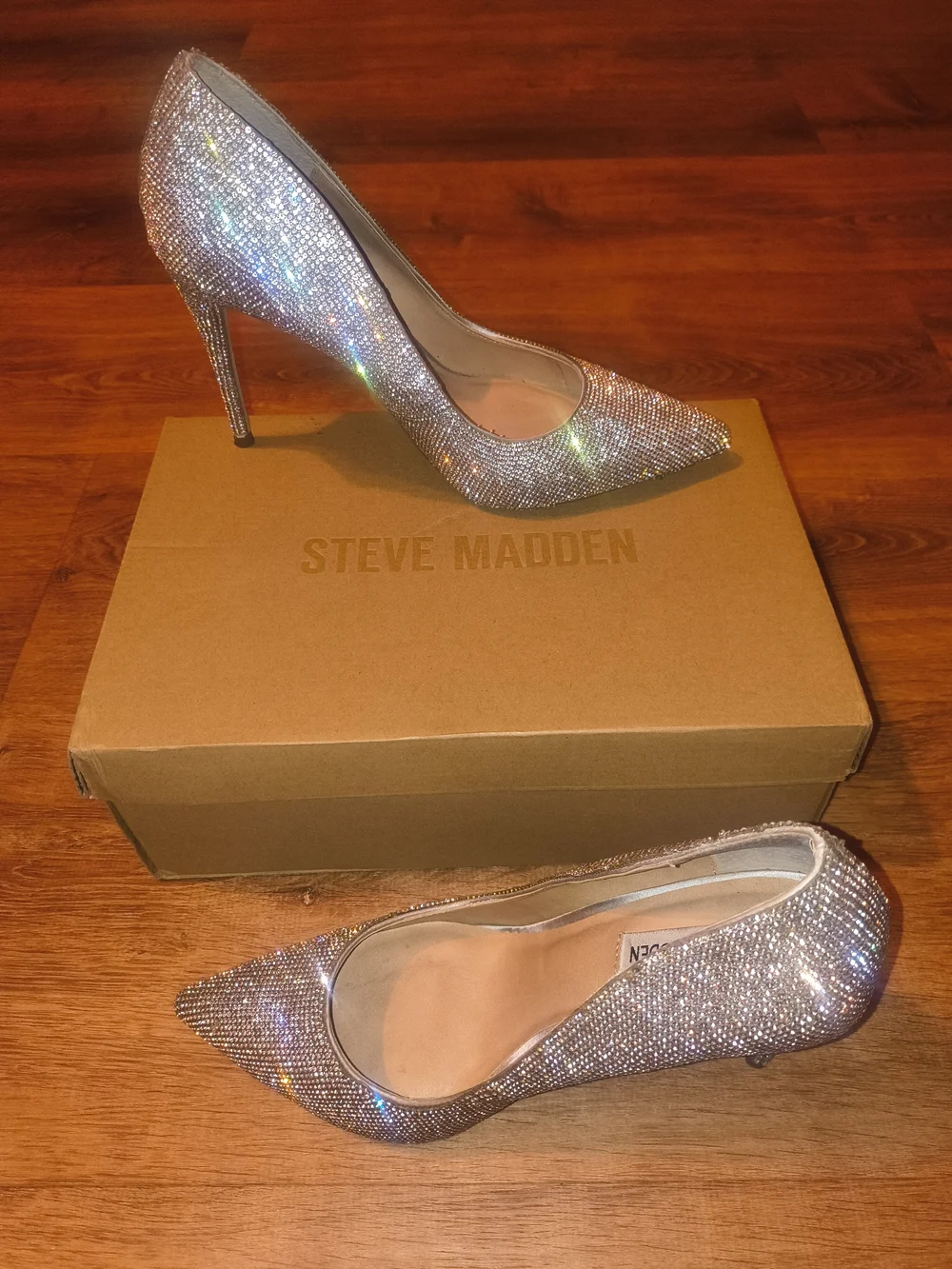 Steve Madden stunning pointed